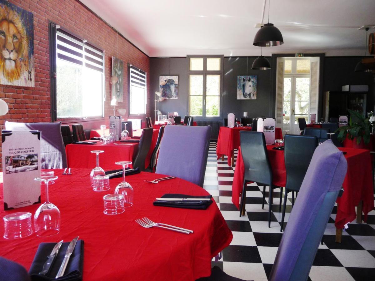 Hotel Restaurant Le Colombier Remoulins Exteriör bild